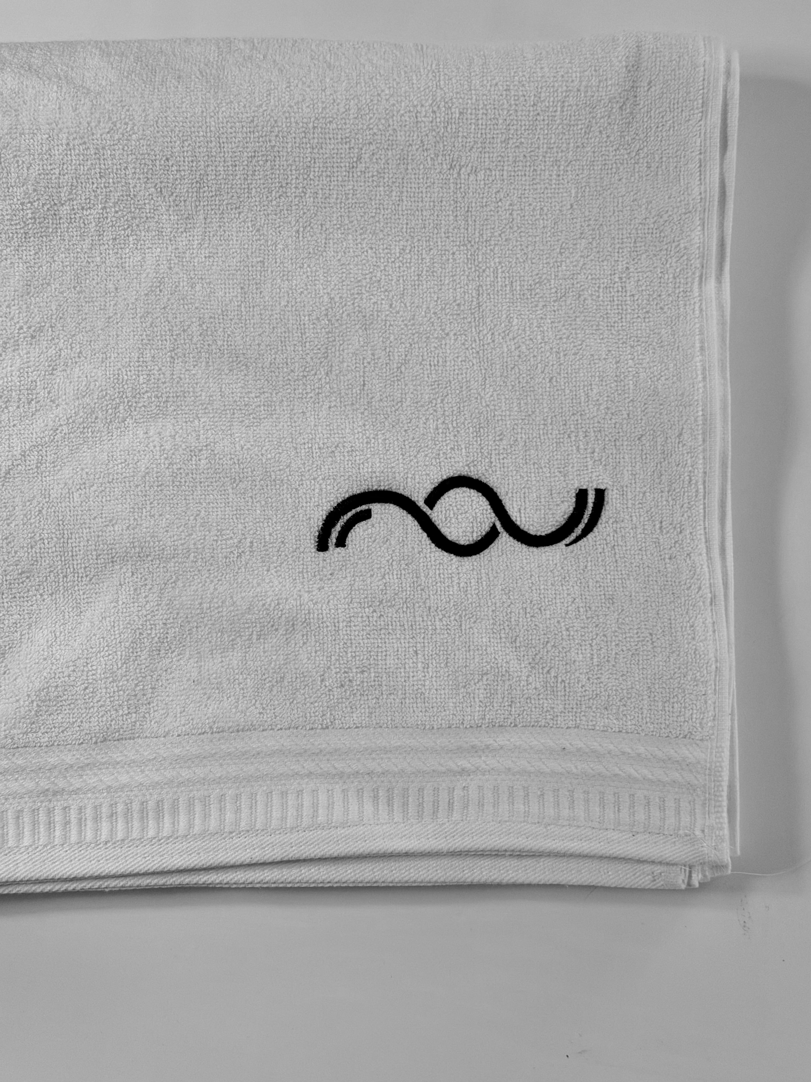 タオル Black Aufguss Waving Towel 100cm x 150cm Small Aufguss Waving Towel with Logo 90cm x 130cm – Flow Aufguss